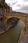 Vaison_3.JPG (165972 bytes)