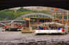 Seine_Boat_Ride_08.JPG (215812 bytes)