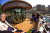 Seine_Boat_Ride_17.JPG (168915 bytes)