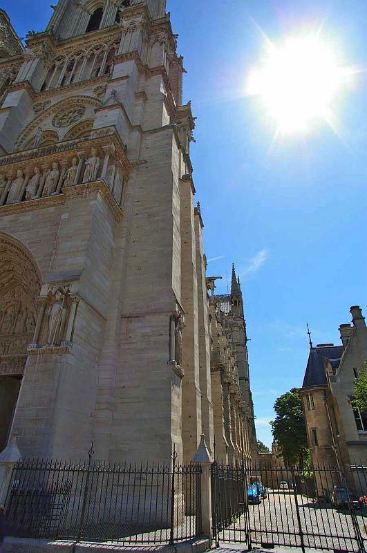 Notre_Dame_03.JPG