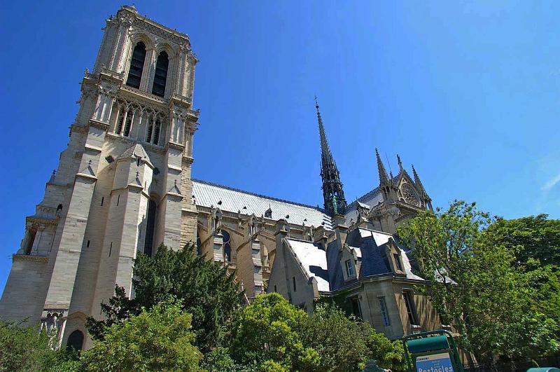 Notre_Dame_04.JPG