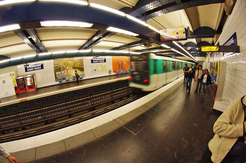 Paris_Metro_1.JPG