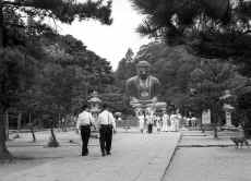 1952_Kamakura_Japan_003.jpg (389540 bytes)