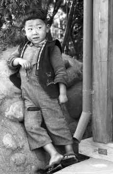 1953_Japan_People_057.jpg (477458 bytes)