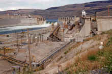 1953-54 Chief Joseph Dam 350.jpg (2703882 bytes)