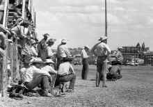 1954_early_Soap_Lake_WA_Rodeo_202.jpg (3903626 bytes)