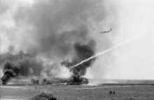 1957_Eglin_AFB_FL_Firepower_Demo_310.jpg (4605359 bytes)