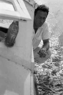 1957_Eglin_AFB_FL_Gulf_Fishing_253.jpg (4871396 bytes)