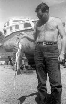 1957_Eglin_AFB_FL_Repairing_Anejo_284.jpg (5052025 bytes)