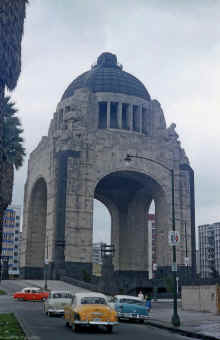 1958-07_Honeymoon_Mexico_053.jpg (1192097 bytes)