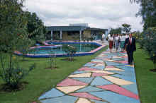 1958-07_Honeymoon_Mexico_065.jpg (1811033 bytes)