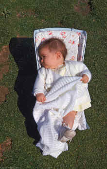 1963-03_JL_Blilie_Family_290_Julie.jpg (2034645 bytes)