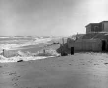 1963-10_Kittyhawk_NC_735.jpg (12241628 bytes)