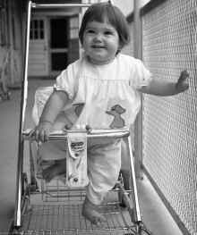 1963_Julie_E_Blilie_017_60.jpg (759328 bytes)