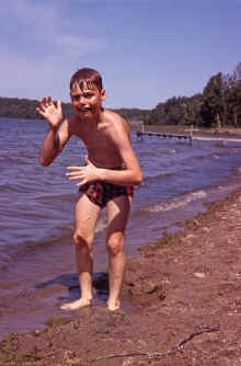 1969-07_JL_Blilie_Family_544_Mitchell_Lake.jpg (1495594 bytes)