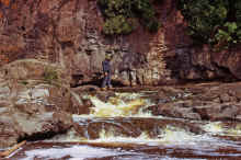 1972-06_JL_Blilie_Family_610_Gooseberry_Falls.jpg (2555226 bytes)