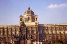 1974-02_JL_Blilie_Family_629_Vienna.jpg (1822573 bytes)