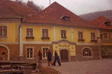 1974-02_JL_Blilie_Family_635_Melk.jpg (1276866 bytes)