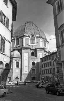 1976-Fall_Italy_Business_Trip_094.jpg (4814691 bytes)