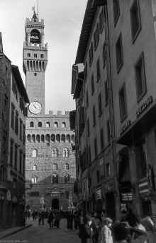 1976-Fall_Italy_Business_Trip_101.jpg (4623994 bytes)