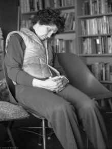 1980-12_Harriet_E_V_Blilie_890.jpg (7527188 bytes)