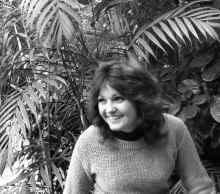 1980_Julie_E_Blilie_325.jpg (3456889 bytes)