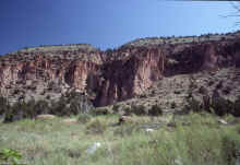 1983-08_JL_Blilie_Family_008_Bandelier_NM.jpg (2022454 bytes)