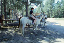 1983-08_JL_Blilie_Family_977_Black_Hills.jpg (2242814 bytes)