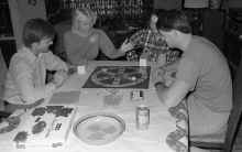 1984-Christmas_Trivial_Pursuit_053.jpg (2417648 bytes)