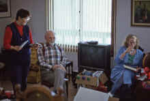 1995-12 Mom Dad and Shelley.jpg (2686459 bytes)