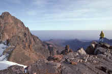 20091219_untitled_WT 1400 219-15 Kenya.jpg (910876 bytes)