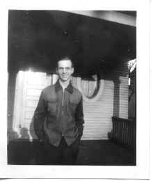 Cliff_Chamberlain_circa_1941_107.jpg (56136 bytes)