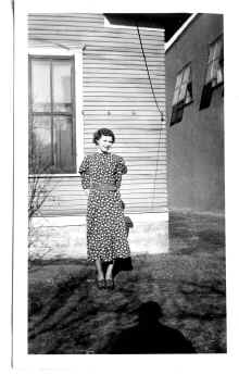 Toni_Blilie_Circa_1940_071.jpg (138397 bytes)