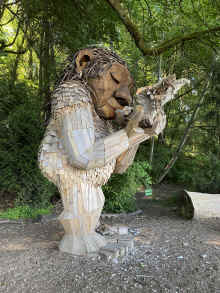 IMG_0817_90.jpg (1926571 bytes)