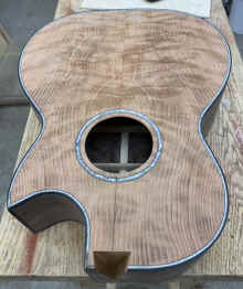 IMG_E1777.JPG (198402 bytes)