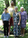 Family Jul-04.JPG (77996 bytes)
