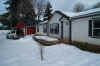 House in Snow.jpg (86732 bytes)