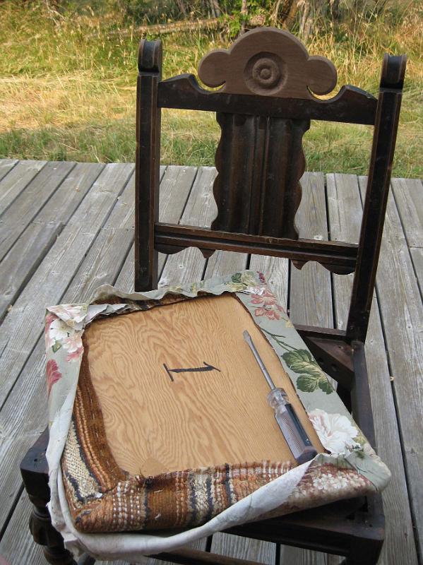 Chair_Refurb_01.jpg