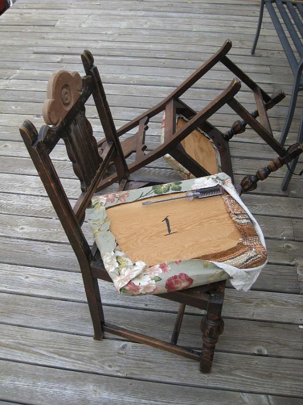 Chair_Refurb_02.jpg