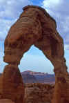 1996-04 Utah Trip 88 Delicate Arch Hike.jpg (201971 bytes)